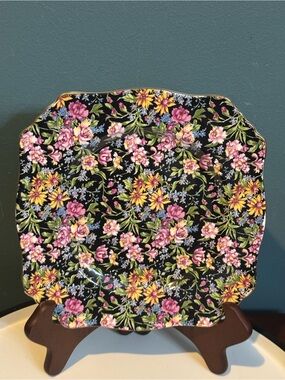 Vintage Royal Winton Nantwich Chintz Luncheon Plate Black Floral England 8.75”